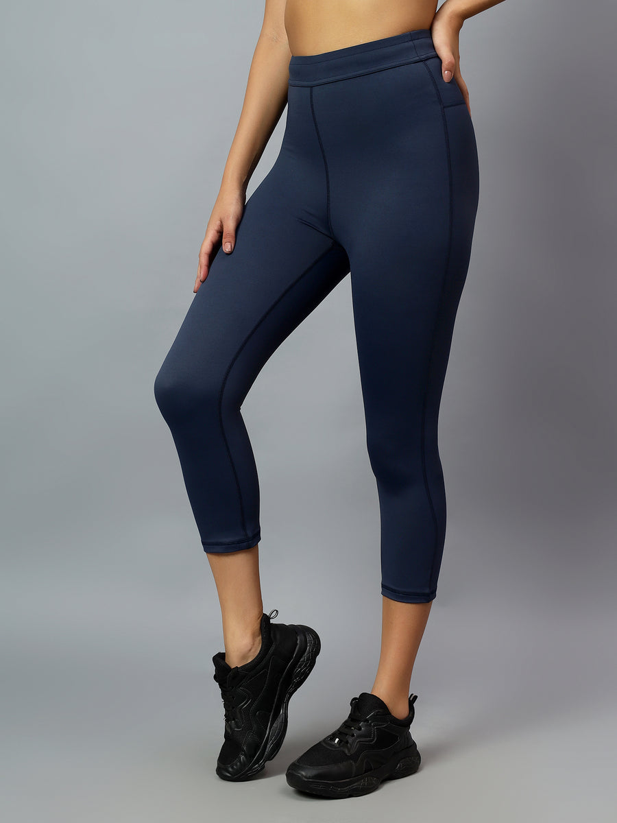 Women Navy Capri with Zipper Pocket – Fitkin
