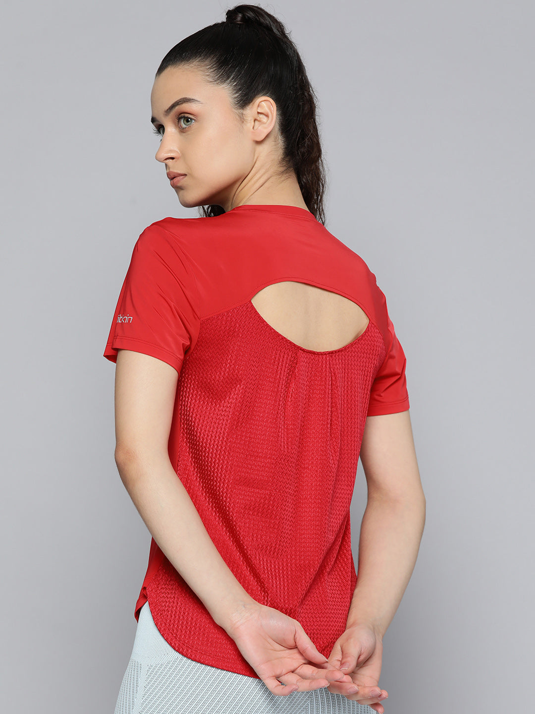 Fitkin Women Red Solid Back Key Hole Design T-shirt
