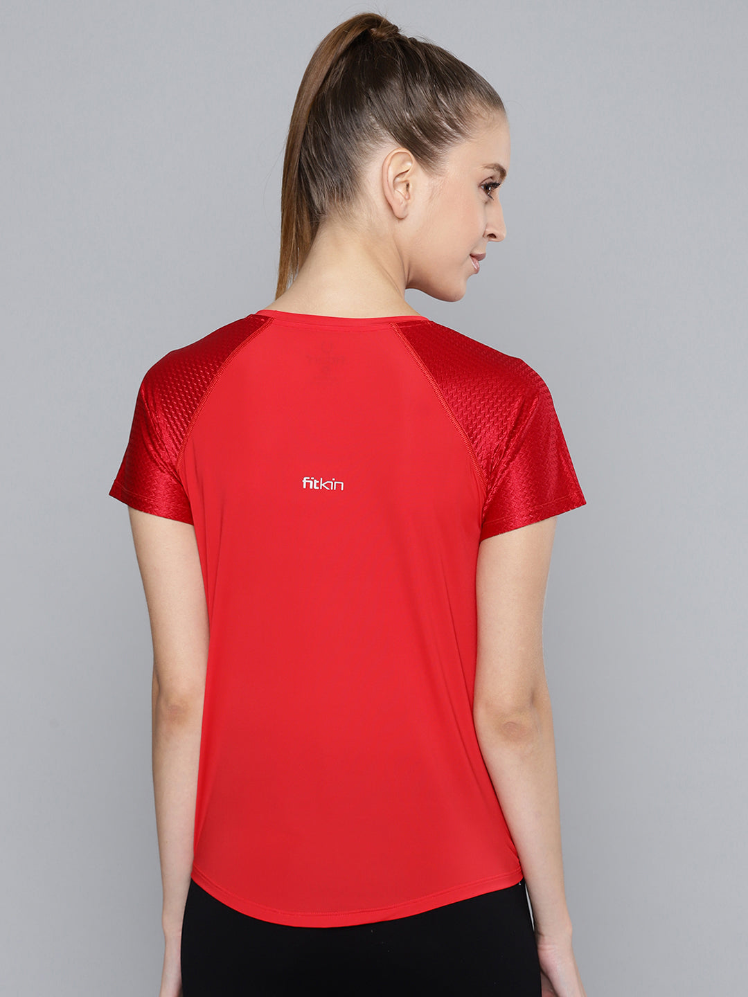 Women's Red Colourblocked Slim Fit Training or Gym T-shirt – Fitkin
